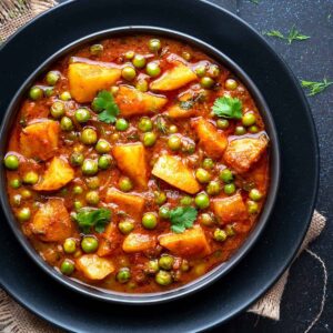 Aloo matar (200 grams)